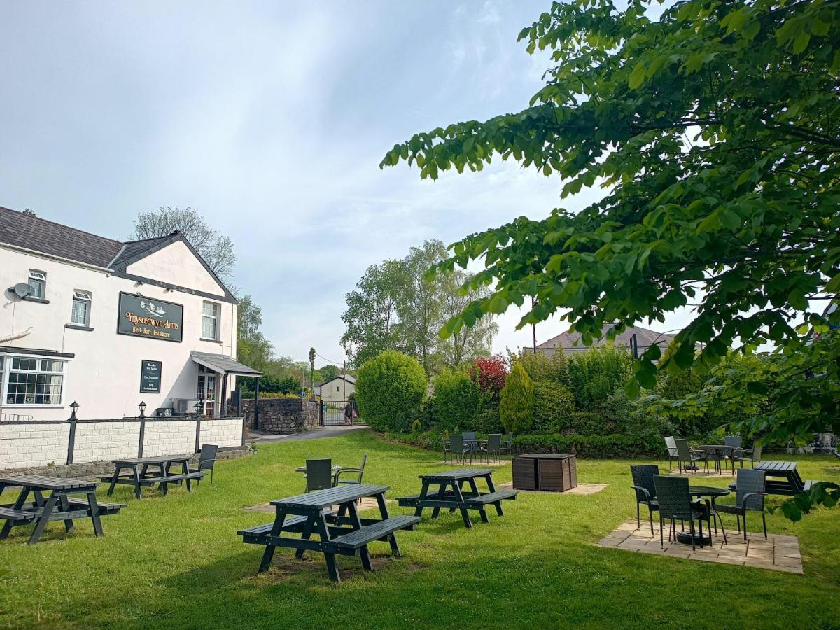 The Ynyscedwyn Arms Hotel Swansea Eksteriør bilde