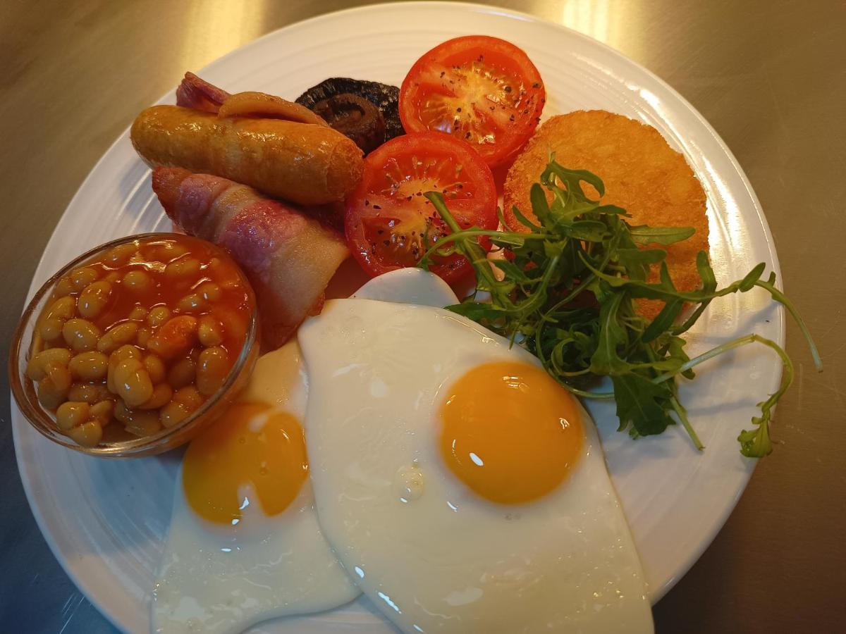 The Ynyscedwyn Arms Hotel Swansea Eksteriør bilde